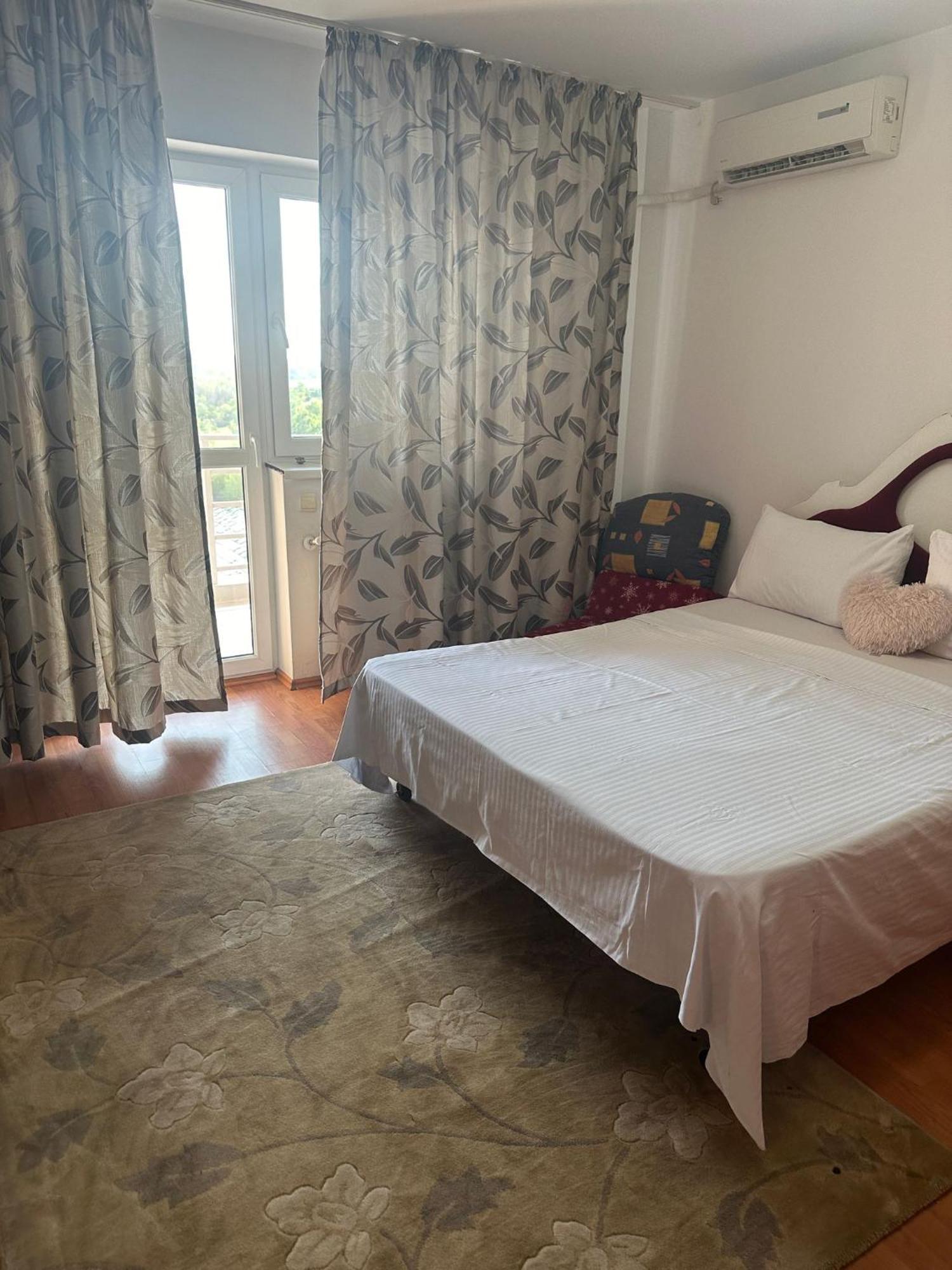 Marcy Apartament Lägenhet Bukarest Exteriör bild