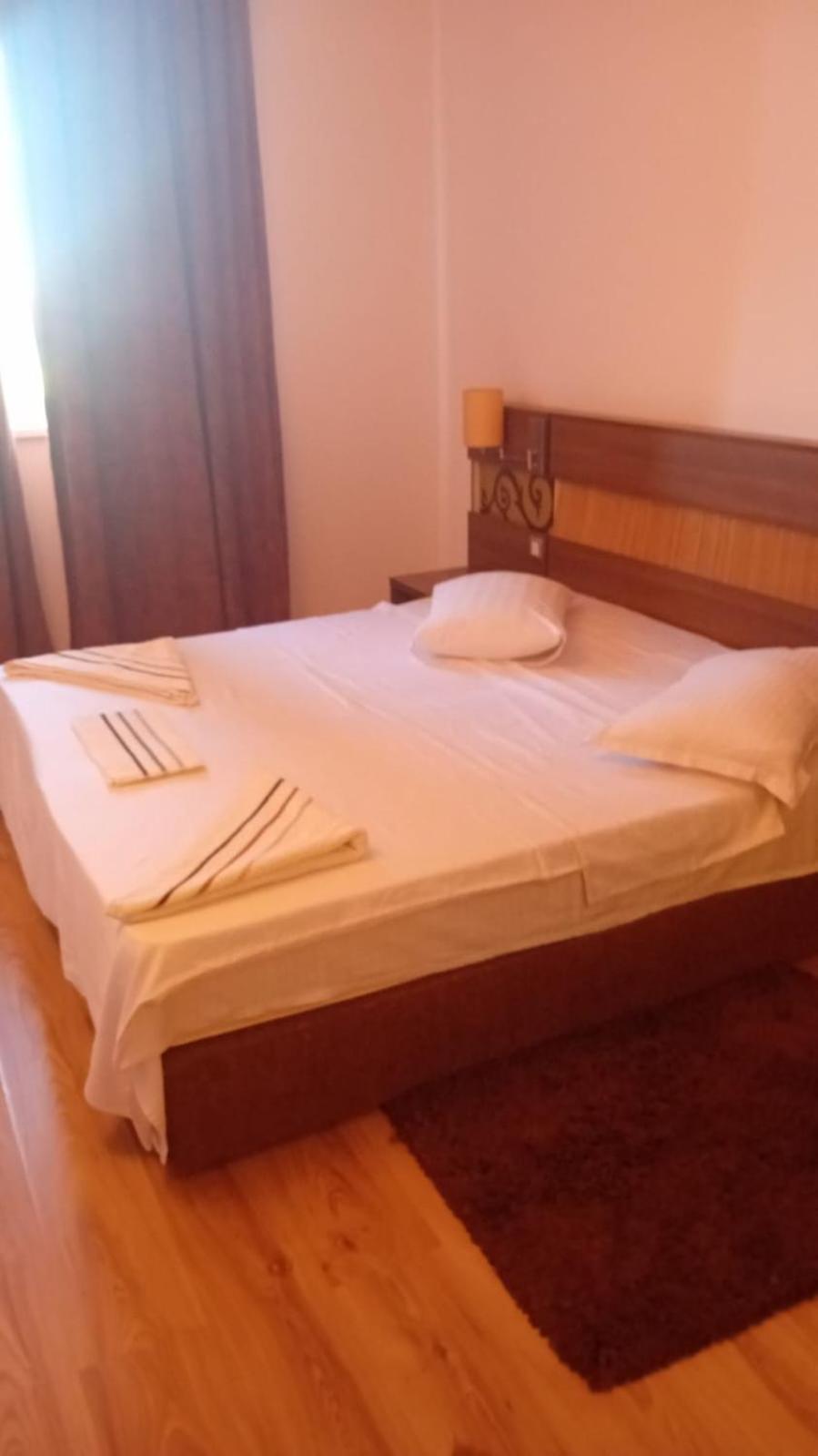 Marcy Apartament Lägenhet Bukarest Exteriör bild